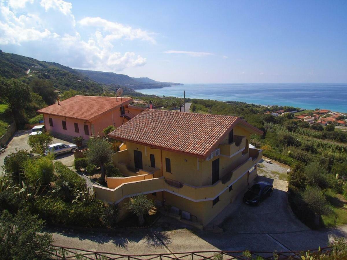 Apartamento Baciati Dal Sole Zambrone Exterior foto