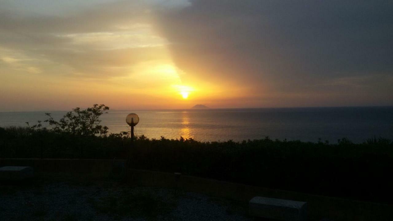 Apartamento Baciati Dal Sole Zambrone Exterior foto